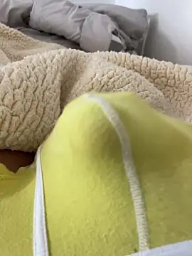 aoitai0 online show from April 14, 2026, 2:11 pm