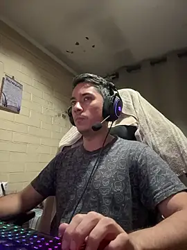 Cr1sXPorn online show from March 28, 2026, 4:13 am