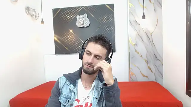 KingOfTemptation online show from April 2, 2026, 3:46 am