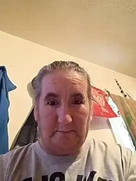 Snapshot of Bigmammahere chatting on July 6, 2026, 7:05 pm Bigmammahere online show from July 6, 2026, 7:05 pm