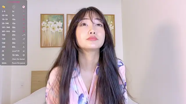 pinkyblooom online show from March 12, 2026, 9:13 am