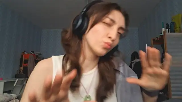 CindyLight online show from March 17, 2026, 3:26 pm