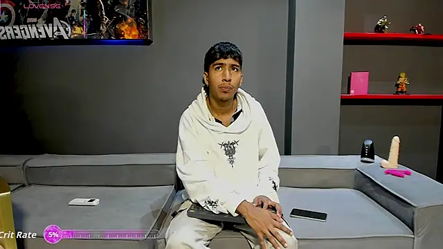 Ender h0tt online show from April 13, 2026, 2:43 pm