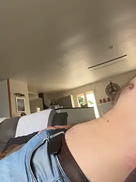 johnsex1989 online show from May 13, 2026, 1:40 pm