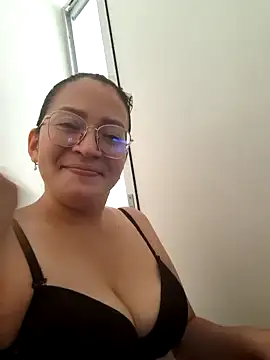 Dr Edna naughty online show from May 30, 2026, 4:23 pm