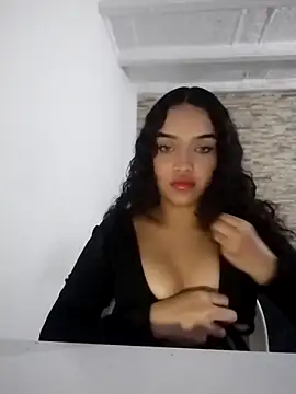 Snapshot of rouse_dance chatting on April 5, 2026, 11:44 pm rouse dance online show from April 5, 2026, 11:44 pm