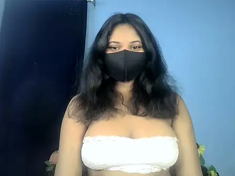 KASHISH SINGH  online show from April 23, 2026, 2:40 pm