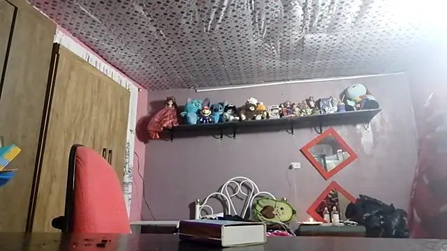 Ashley7811 online show from March 13, 2026, 9:25 am