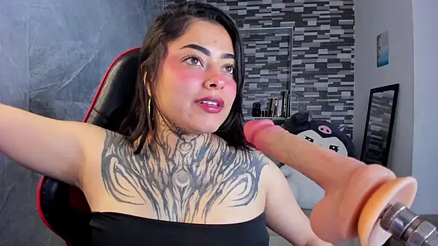 Sophiia cherry online show from May 23, 2026, 5:45 pm