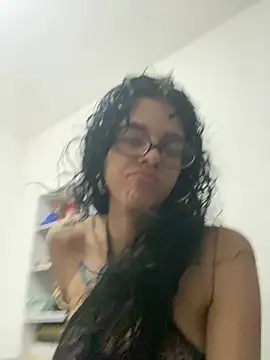 Snapshot of maxxine_jade chatting on April 7, 2026, 1:40 am maxxine jade online show from April 7, 2026, 1:40 am