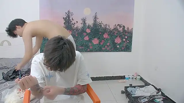 icecream-002 online show from June 20, 2026, 2:00 pm