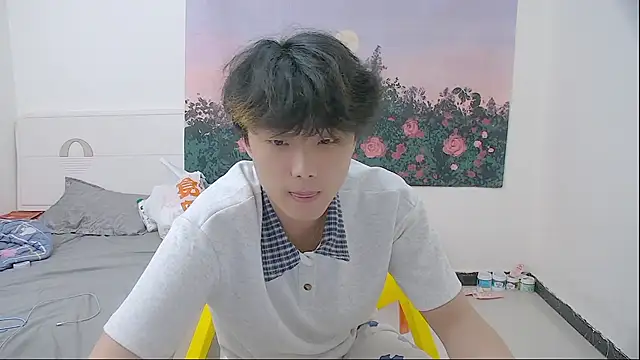 icecream-002 online show from May 25, 2026, 12:59 pm