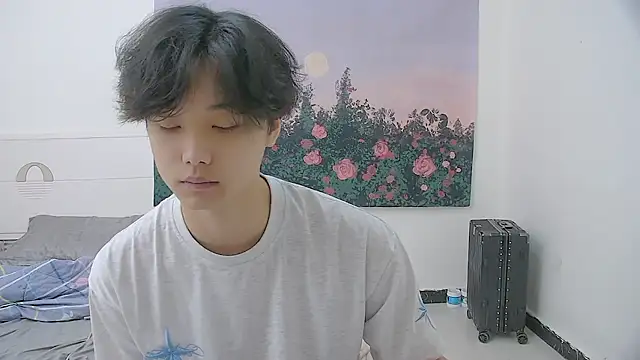 icecream-002 online show from June 23, 2026, 12:36 pm
