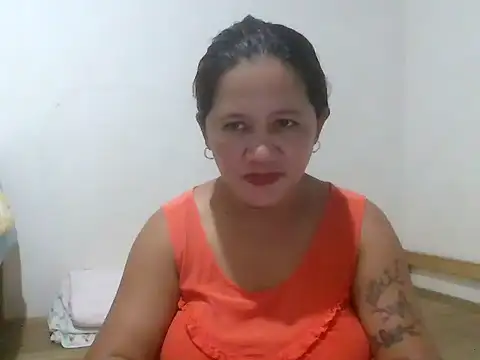 lovelycutiepie2026 online show from July 9, 2026, 2:01 am