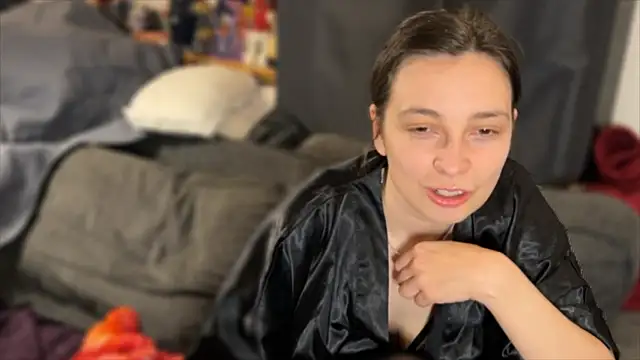 hello katieex online show from March 20, 2026, 9:05 pm