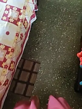 Andrealexander30 online show from April 16, 2026, 4:13 am