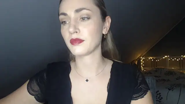 ScarlettSensitive online show from May 30, 2026, 2:23 pm