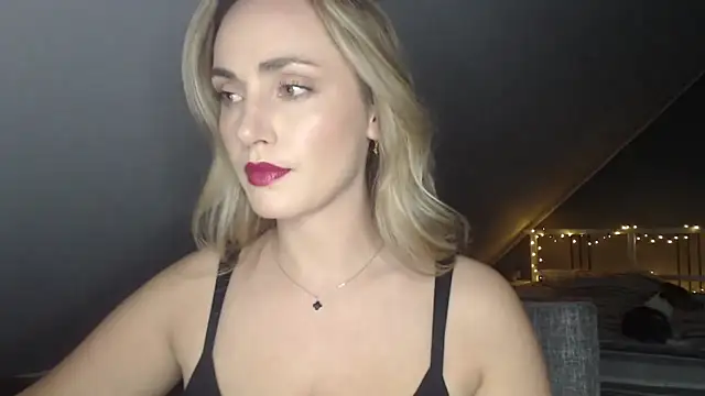 ScarlettSensitive online show from June 2, 2026, 7:14 pm
