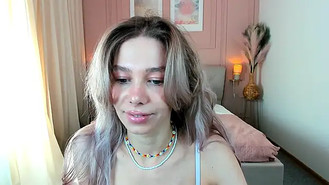 LuluAlis online show from April 27, 2026, 1:31 pm