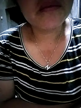 Min-in online show from April 18, 2026, 10:10 pm