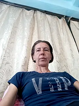Snapshot of Tania9876 chatting on July 13, 2026, 7:29 am Tania9876 online show from July 13, 2026, 7:29 am