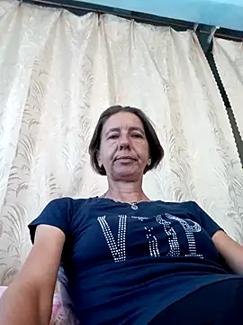 Snapshot of Tania9876 chatting on July 15, 2026, 7:15 am Tania9876 online show from July 15, 2026, 7:15 am