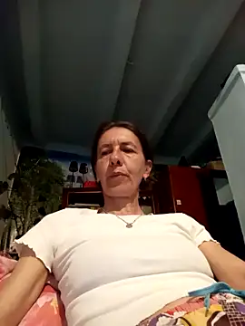 Snapshot of Tania9876 chatting on May 23, 2026, 6:51 pm Tania9876 online show from May 23, 2026, 6:51 pm
