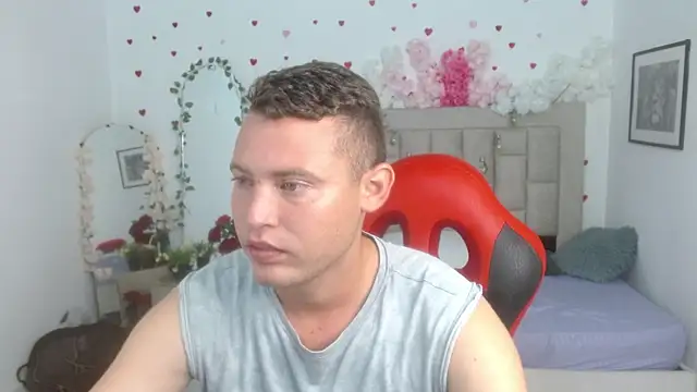 sven fox723 online show from May 13, 2026, 1:40 pm