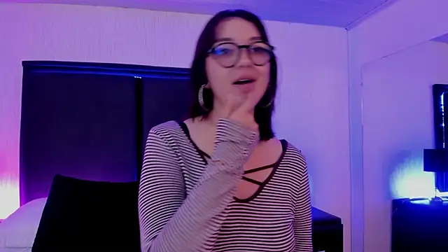 LilithBluum online show from April 14, 2026, 6:57 pm