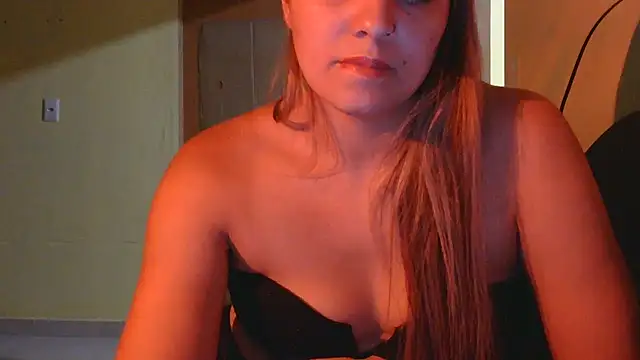 candydesiree online show from April 30, 2026, 8:57 pm