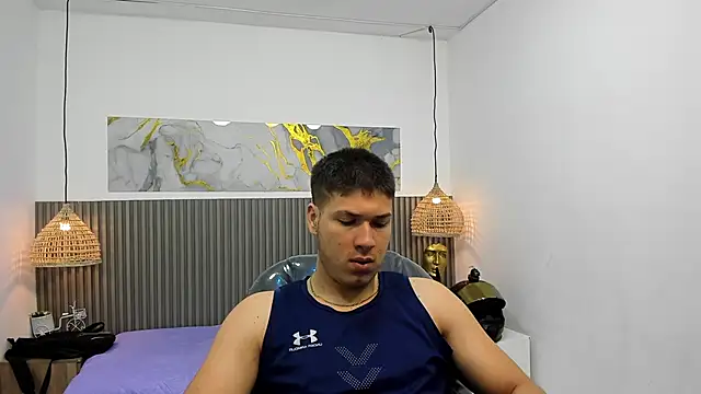 AlessandroFranco online show from June 30, 2026, 1:22 pm
