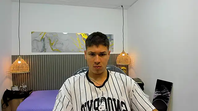 AlessandroFranco online show from June 27, 2026, 1:50 pm