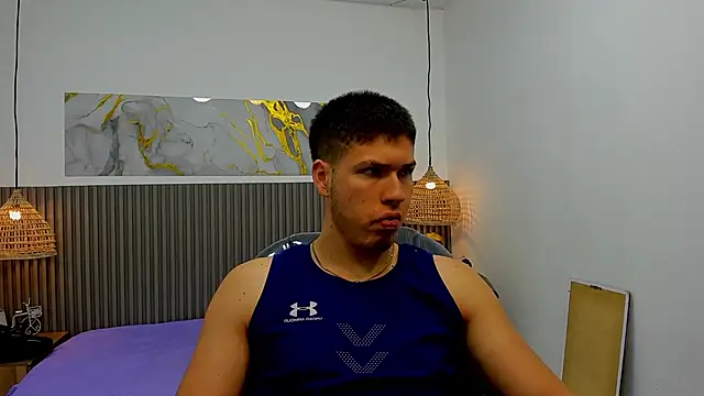 AlessandroFranco online show from July 1, 2026, 12:38 pm