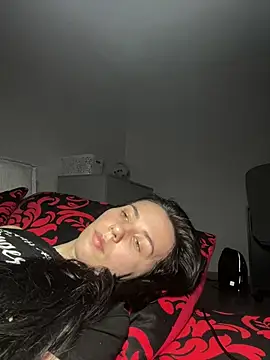 Oliviyaa kiss  online show from March 10, 2026, 11:53 pm