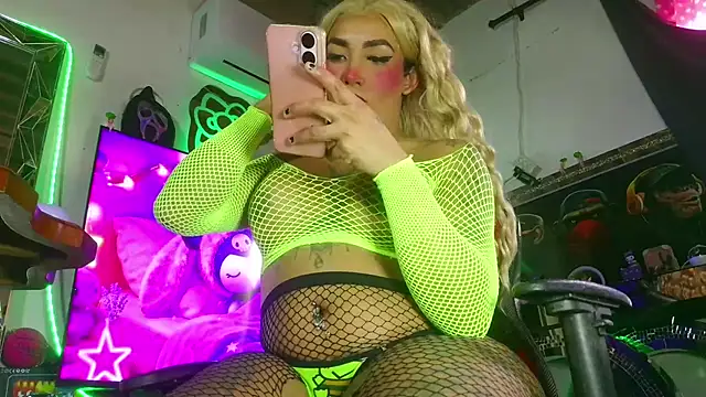 candy aass online show from July 29, 2026, 9:47 pm