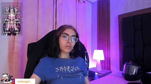 Molly A online show from June 16, 2026, 8:31 pm