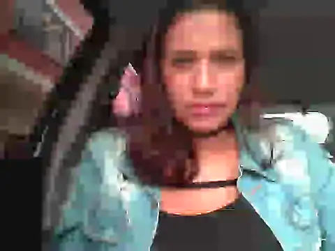 Snapshot of douce_9 chatting on March 11, 2026, 3:17 pm douce 9 online show from March 11, 2026, 3:17 pm