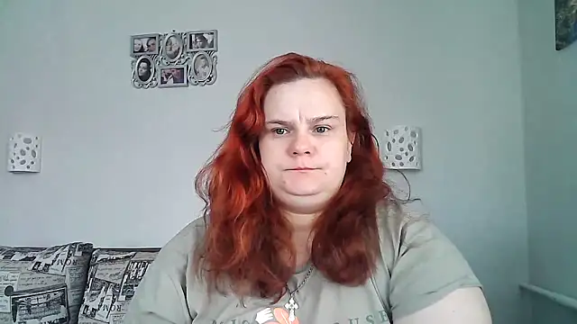 DollyGersonn online show from April 23, 2026, 6:53 am