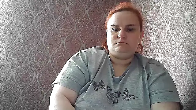 DollyGersonn online show from April 30, 2026, 5:47 am