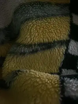 smallcoock online show from April 18, 2026, 12:51 pm