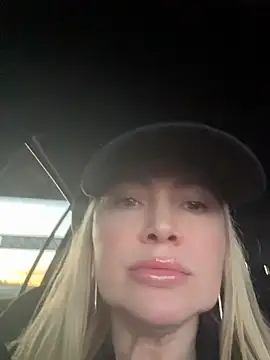 Naughty Ken Barbie-69 online show from April 28, 2026, 2:27 am