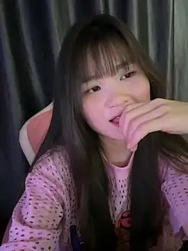 Cum-withyou online show from April 20, 2026, 3:24 pm