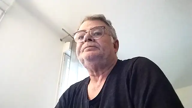 oura online show from April 25, 2026, 6:27 am