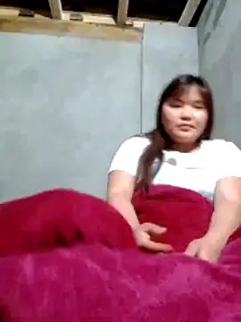 YAONIKUTE online show from April 11, 2026, 10:24 pm