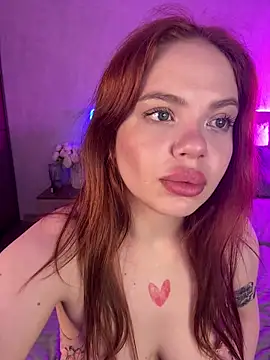 RedheadQueen  online show from March 29, 2026, 1:13 pm