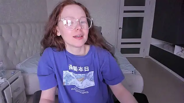 Snapshot of NikiCozy chatting on March 26, 2026, 11:41 am NikiCozy online show from March 26, 2026, 11:41 am