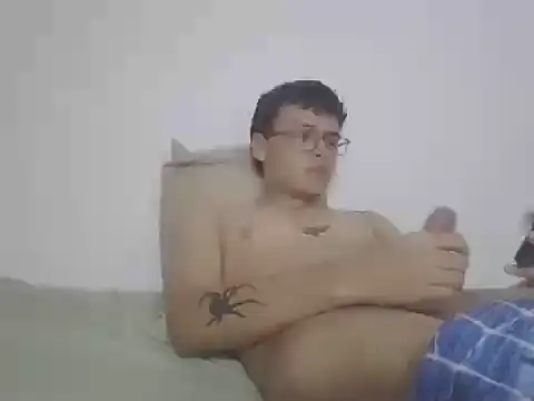 Snapshot of jossmacsi chatting on March 17, 2026, 4:59 am jossmacsi online show from March 17, 2026, 4:59 am