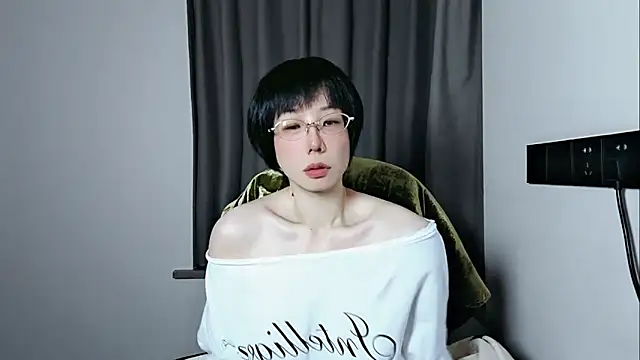 lin lin 520 520 online show from April 30, 2026, 4:36 pm