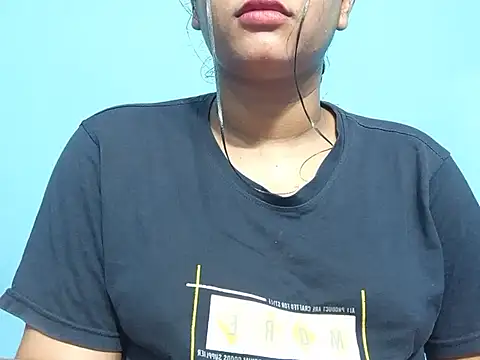 Emma 4433 online show from April 4, 2026, 5:30 pm