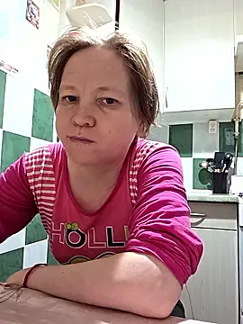  LOLA-LOLA  online show from April 25, 2026, 4:04 pm